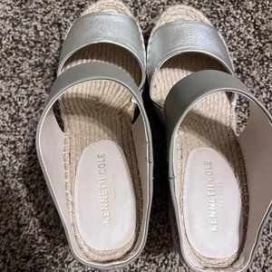New without box Kenneth Cole ESPADRILLE WEDGE